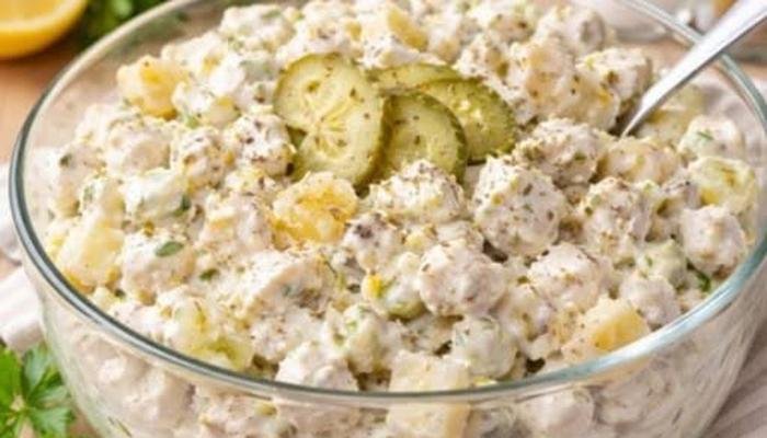 Kremasta Salata sa Piletinom – Savršena za Svaku Priliku