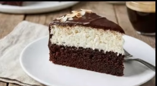 Crno-Beli Kokos Kolač – Brzi recept na šolje