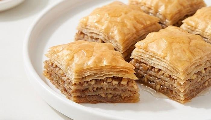Sočna Baklava: Savršen Recept za Slatki Užitak