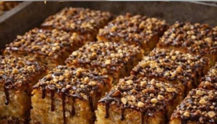 Sočan Posni Grčki Kolač sa Grizom i Lešnicima