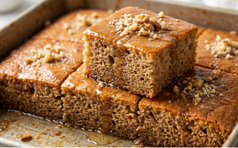 Starinski Kolač sa Orasima – Recept za Sočni Zaliveni Desert