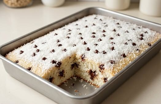 Kokos Kocke sa Čokoladom: Brzi Vazdušasti Kolač na Šolje