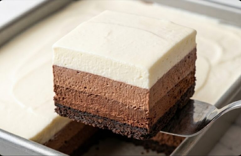 Torta Tri Čokolade: Savršen Recept Bez Pečenja