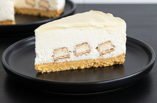 Najbolji Recept za Brzu Belu Bueno Tortu: Desert Bez Pečenja