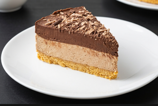 Najbolji Recept za Brzu Euroblok Tortu: Kremasti Desert Bez Pečenja