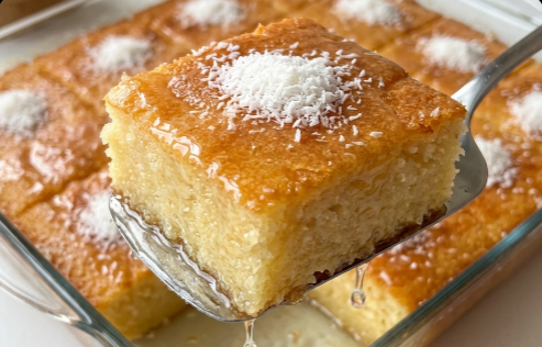 Sočne Kokos Kocke – Najbrži Zaliveni Kolač Na Čaše