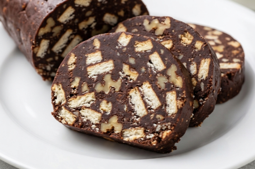 Najbolji Recept za Čokoladnu Salamu: Brzi Desert Bez Pečenja