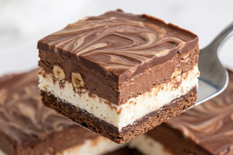 Kinder Bueno Torta: Kremasto savršenstvo bez pečenja