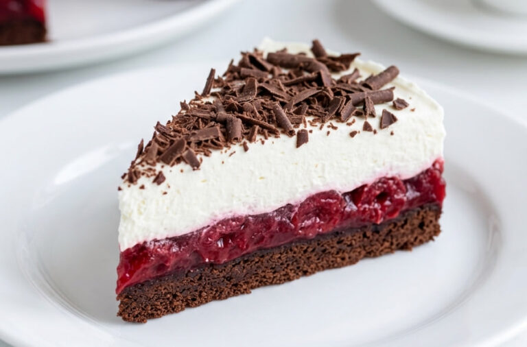 Brza Švarcvald Torta: Nepečeni klasik sa višnjama i čokoladom
