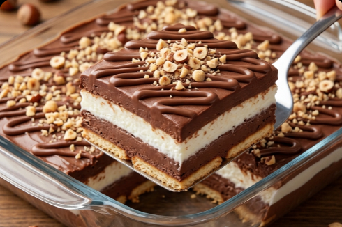 Najbolji Recept za Brzu Kinder Bueno Kocku: Kremasti Desert Bez Pečenja