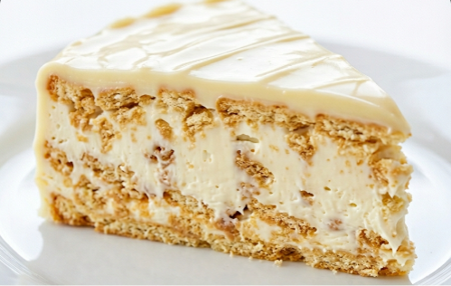 Bela Plazma Torta na Šolje: Kremasti san bez pečenja