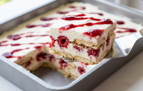 Brza Jogurt-Malina Torta – Najbolji Osvežavajući Recept Za 15 Minuta