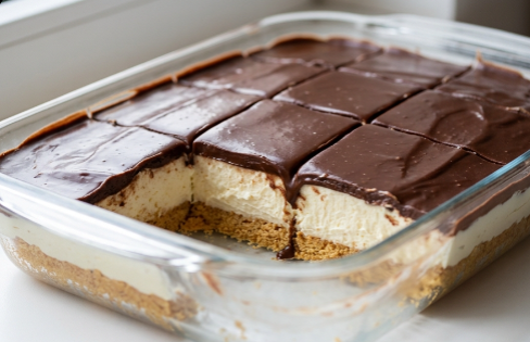 Najbolji Recept za Plazma Tortu iz Tepsije: Brzi Desert Bez Pečenja