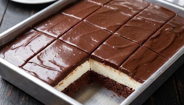 Neodoljivi Monte Kolač iz Pleha – Recept